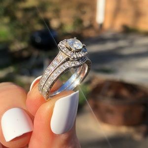 Neil Lane wedding band and engagement ring 💍